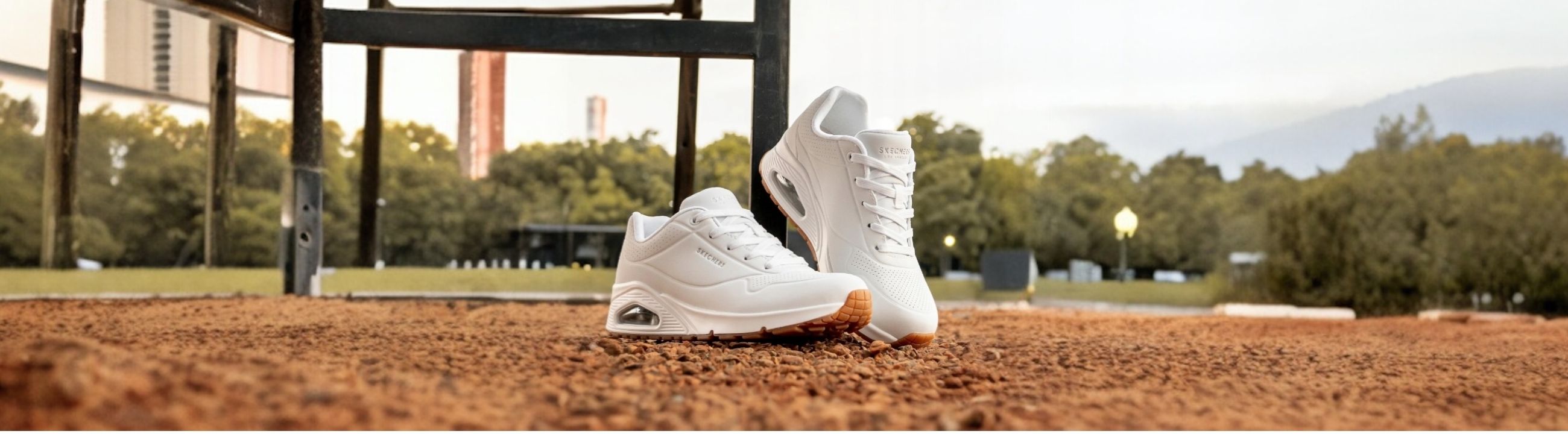 Lichidare Skechers