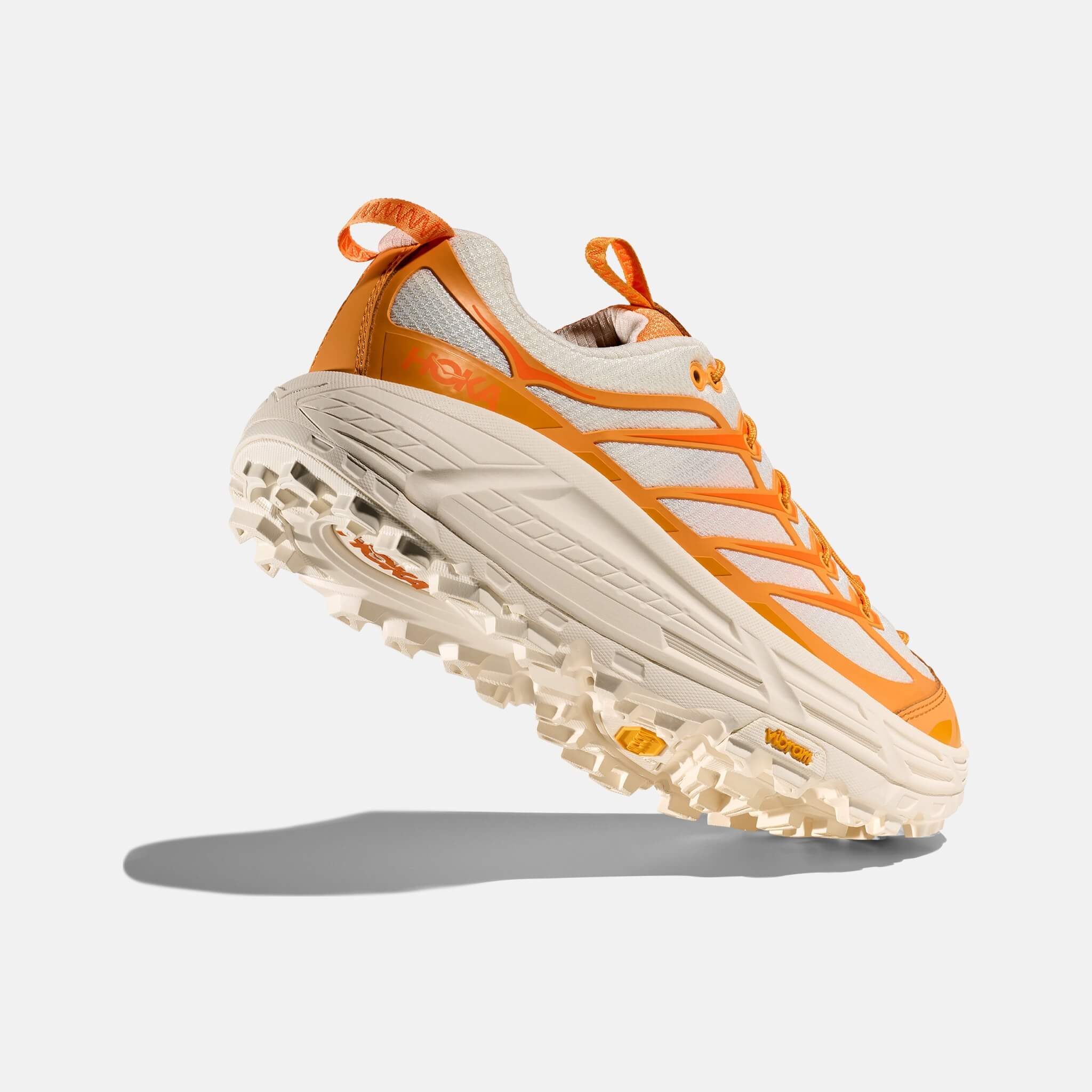 Pantofi de alergare portocaliu-bej Hoka Mafate Three2 unisex