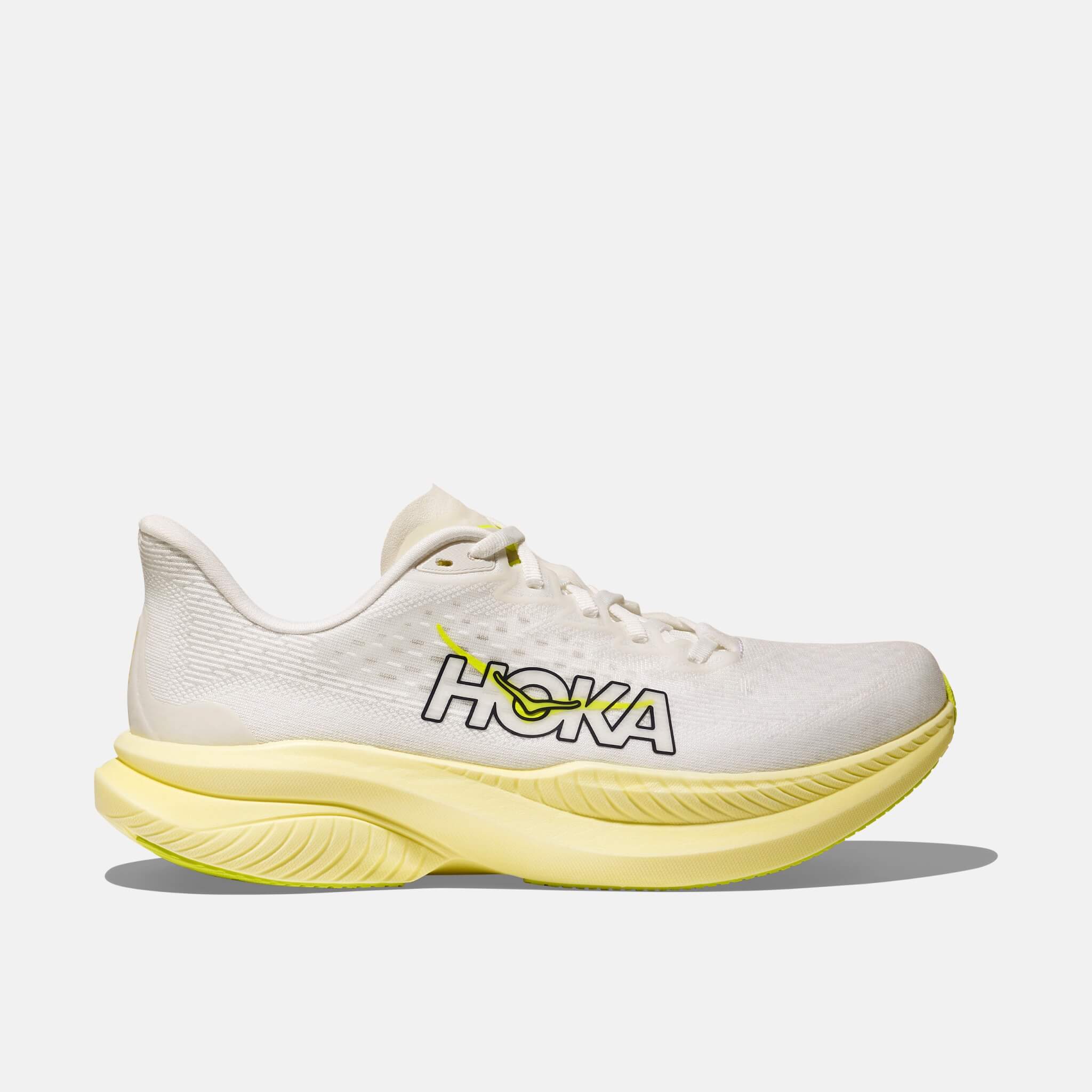 Pantofi de alergare alb-galben Hoka Mach 6 de damă
