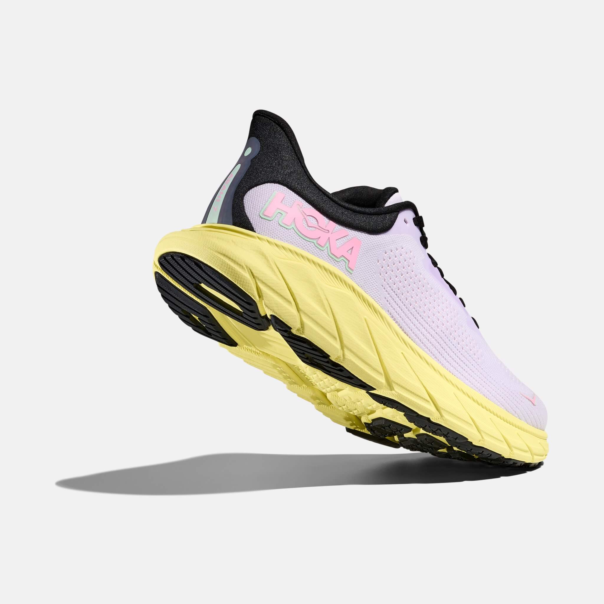 Pantofi sport roz-galben Hoka Arahi 7 de damă