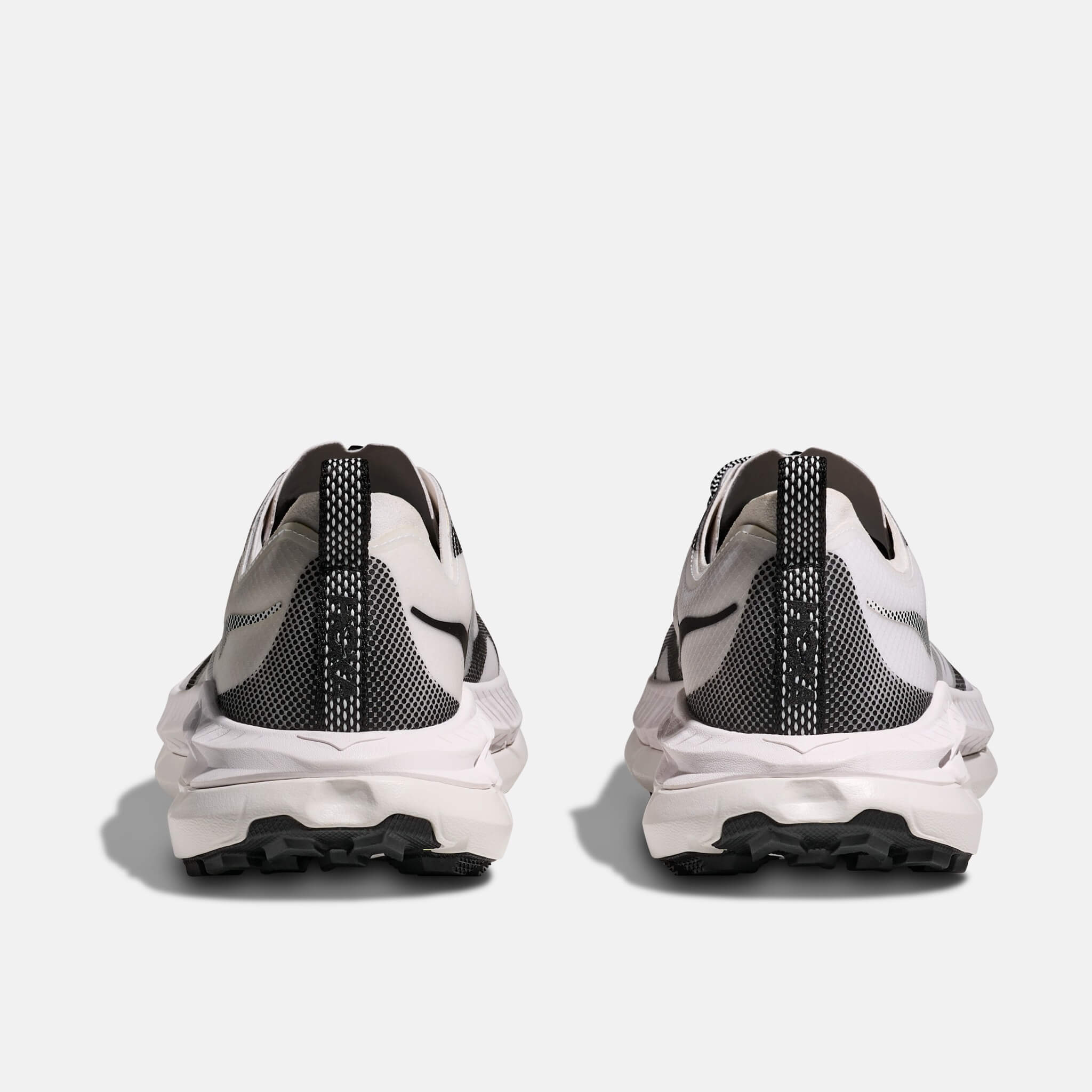 Pantofi sport alb-negru Hoka Mafate Speed 4 Lite TS unisex