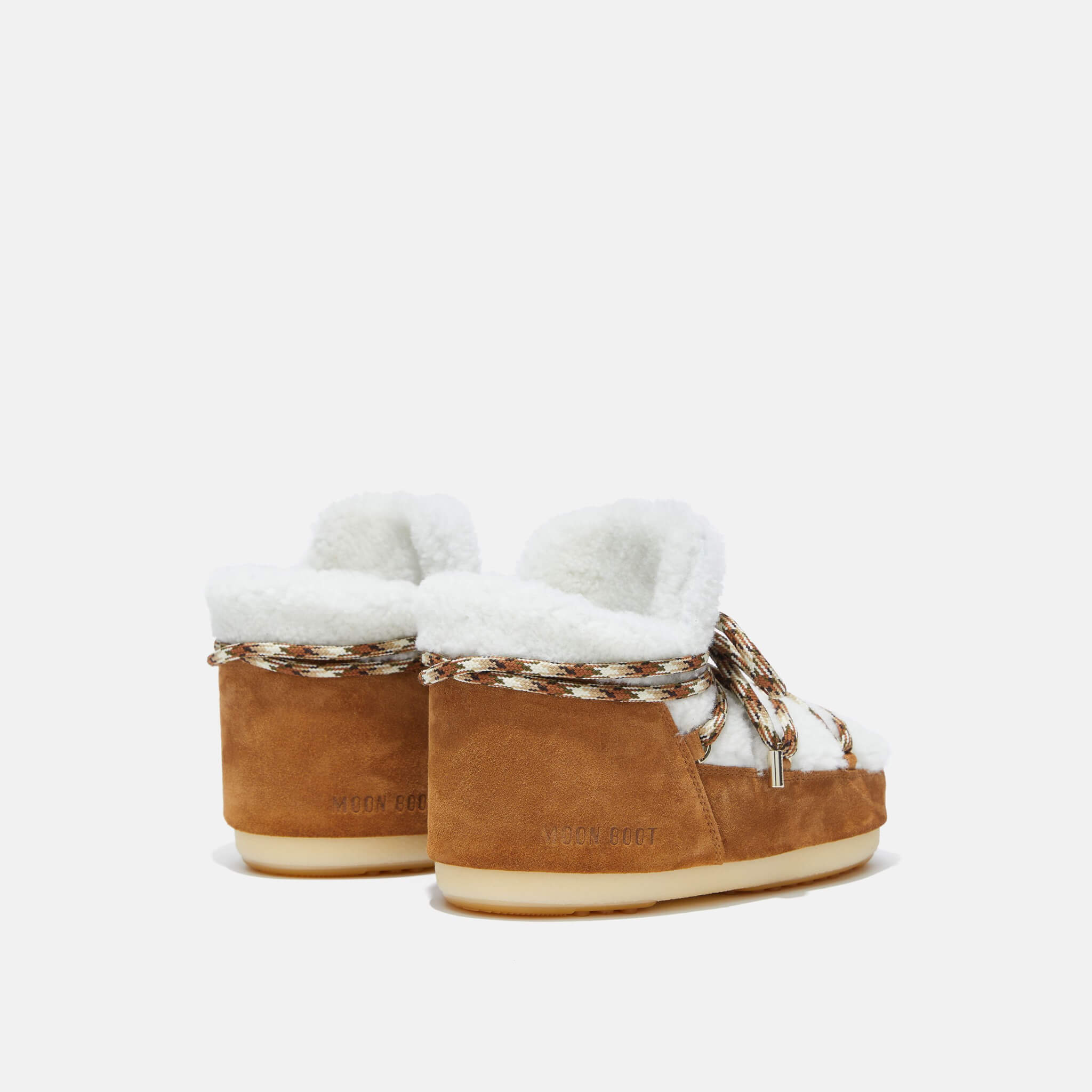 Cizme de iarnă maro-alb Moon Boot Pumps Shearling de damă