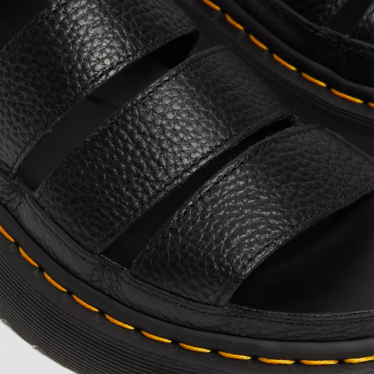 Sandale negre Dr. Martens Clarissa II Quad de damă