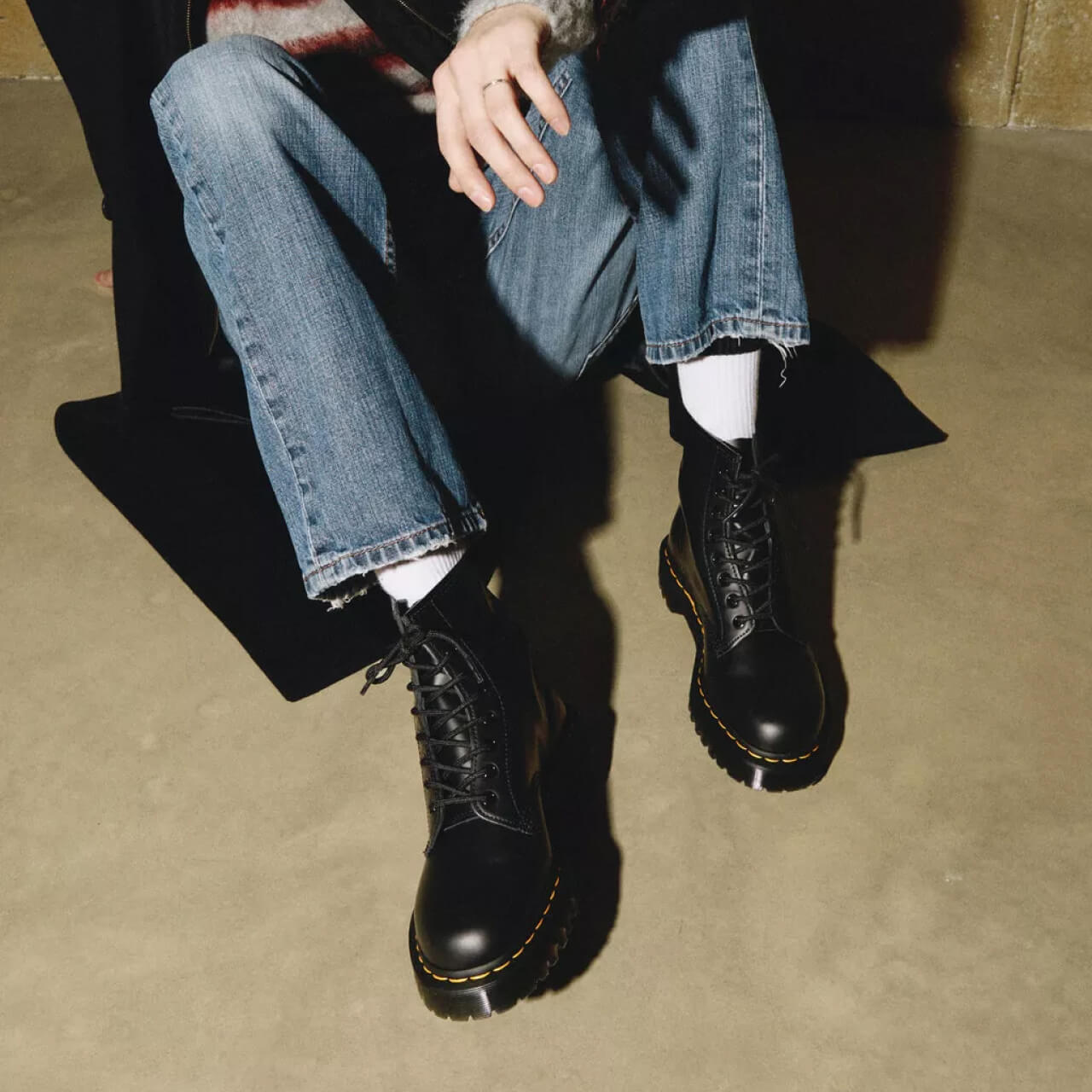 Ghete negre Dr. Martens 1460 Bex