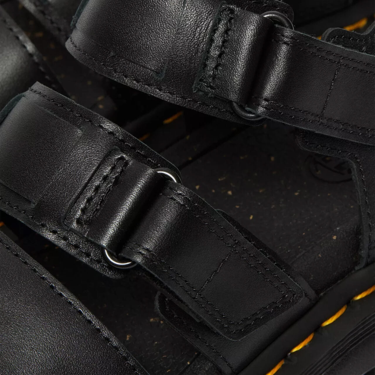 Sandale negre Dr. Martens Ricki 3-Strap de damă