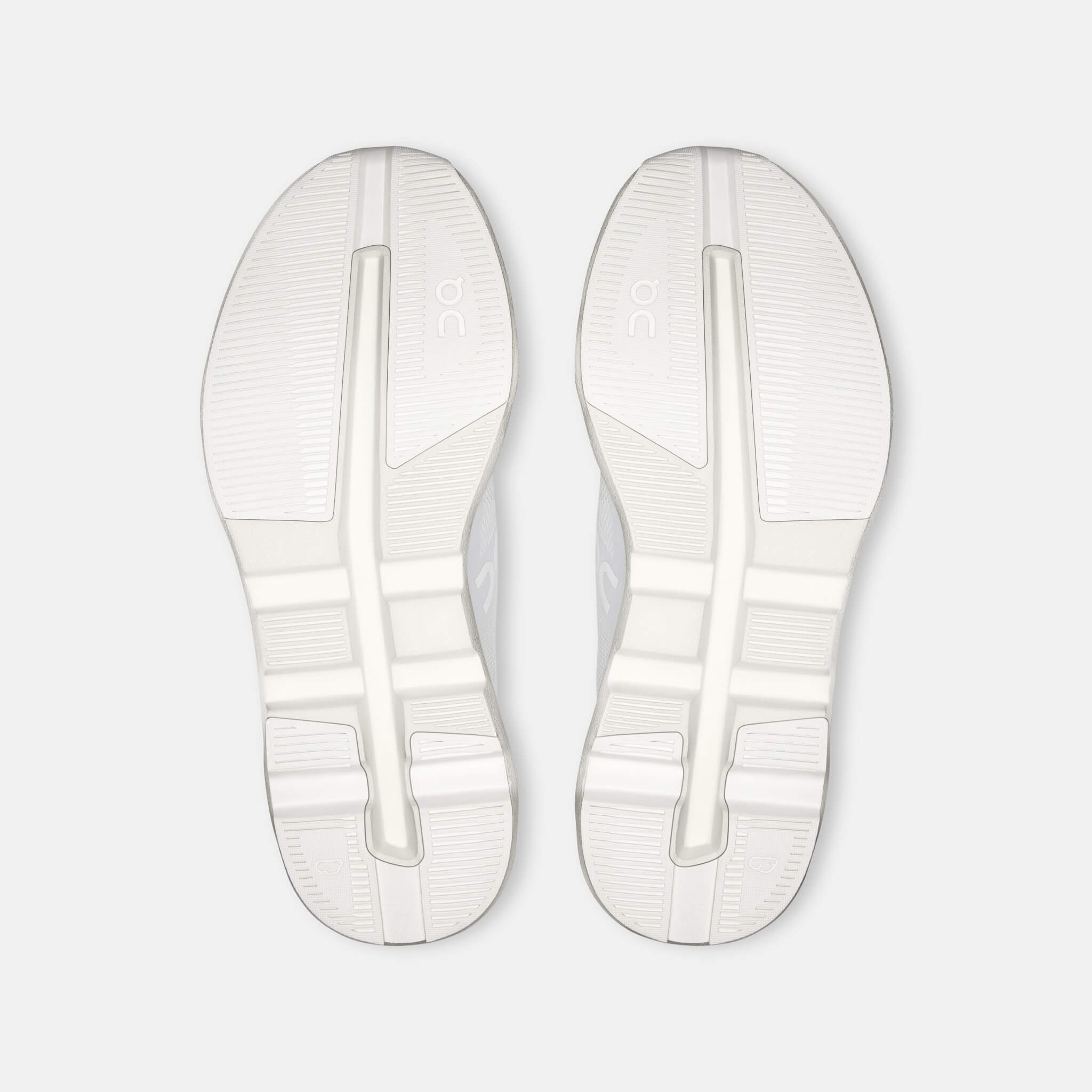 Pantofi sport casual albi On Cloudzone de damă