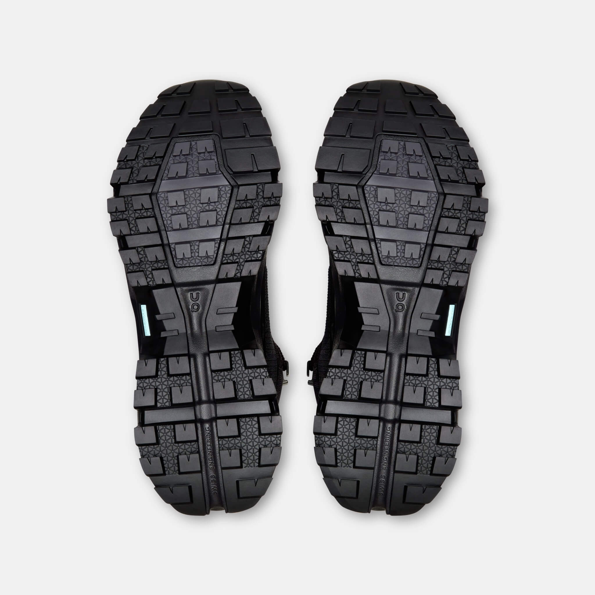 Pantofi sport outdoor negri On Cloudrock Mid WP de damă