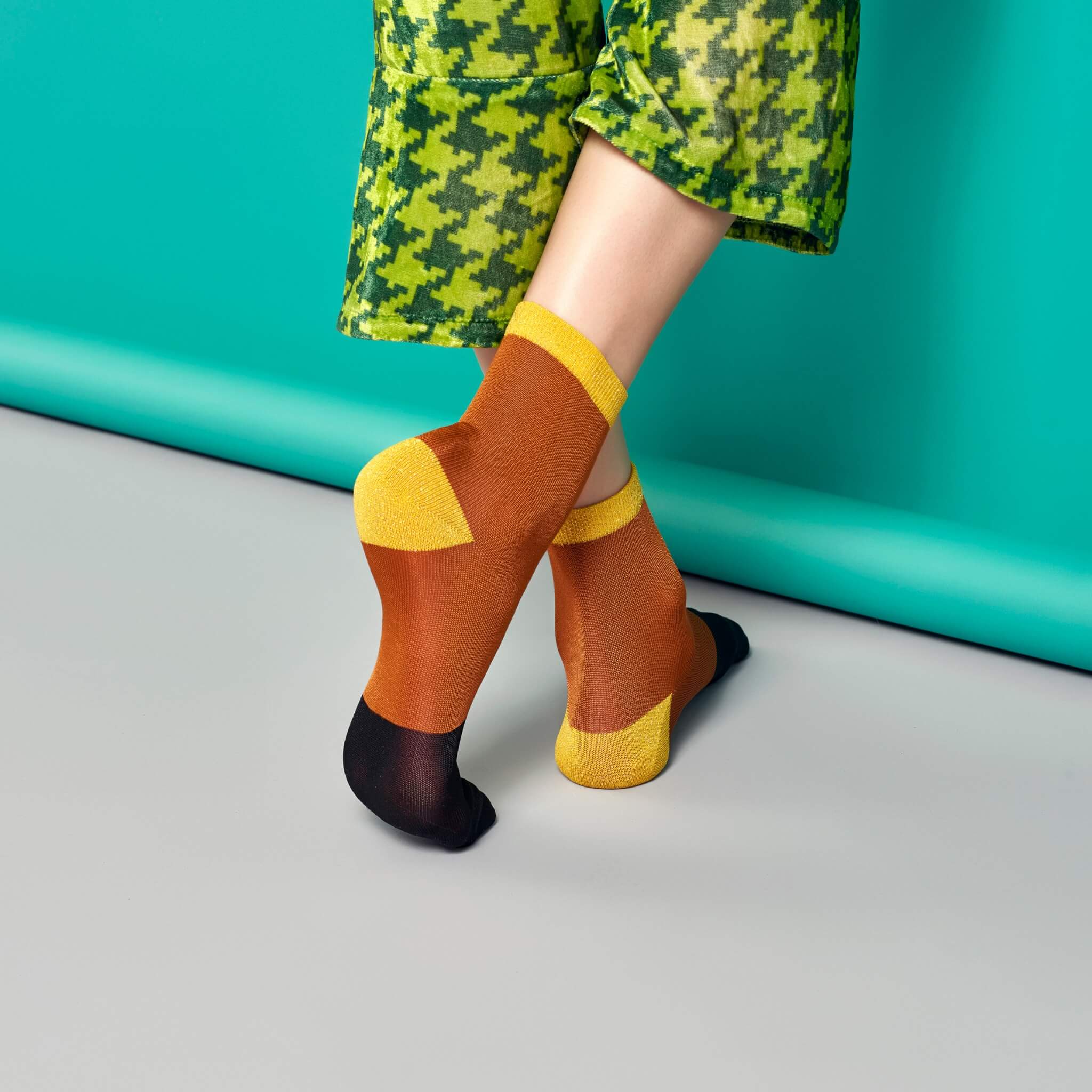 Șosete maro Happy Socks Liza de damă // colecția Hysteria