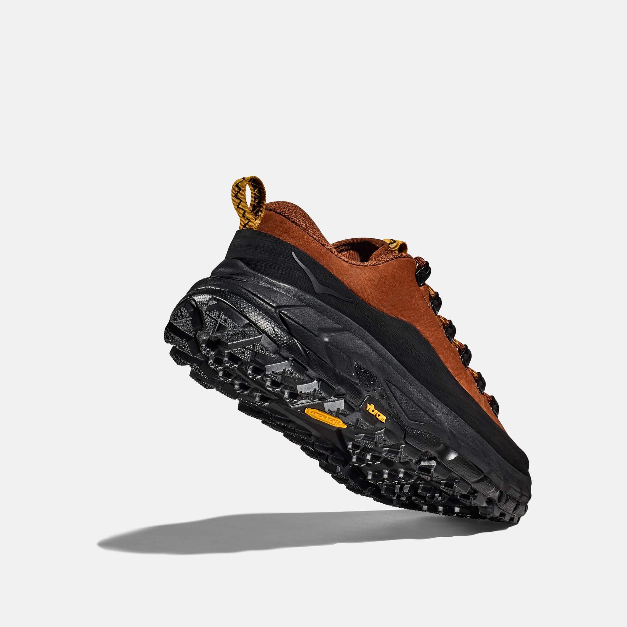 Pantofi sport maro-negru Hoka Tor Summit unisex