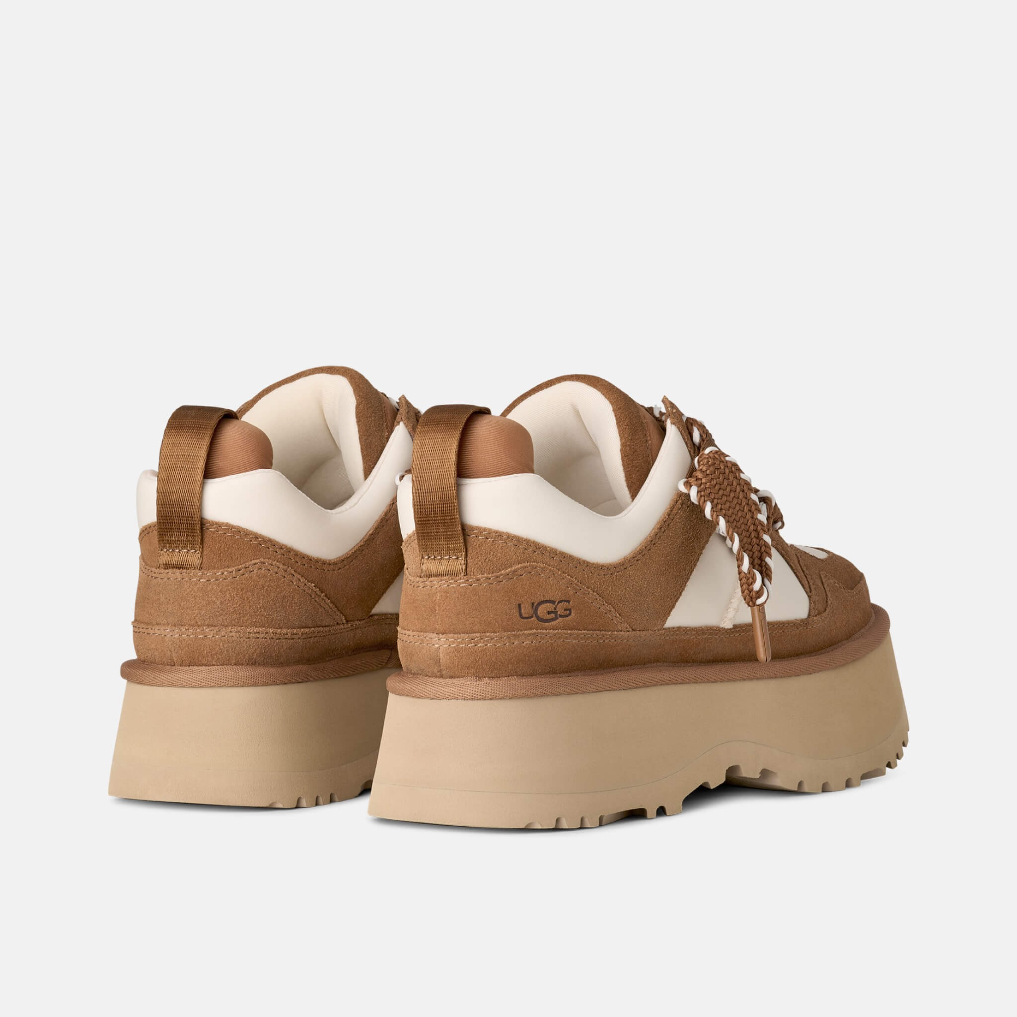 UGG Astromel Chestnut