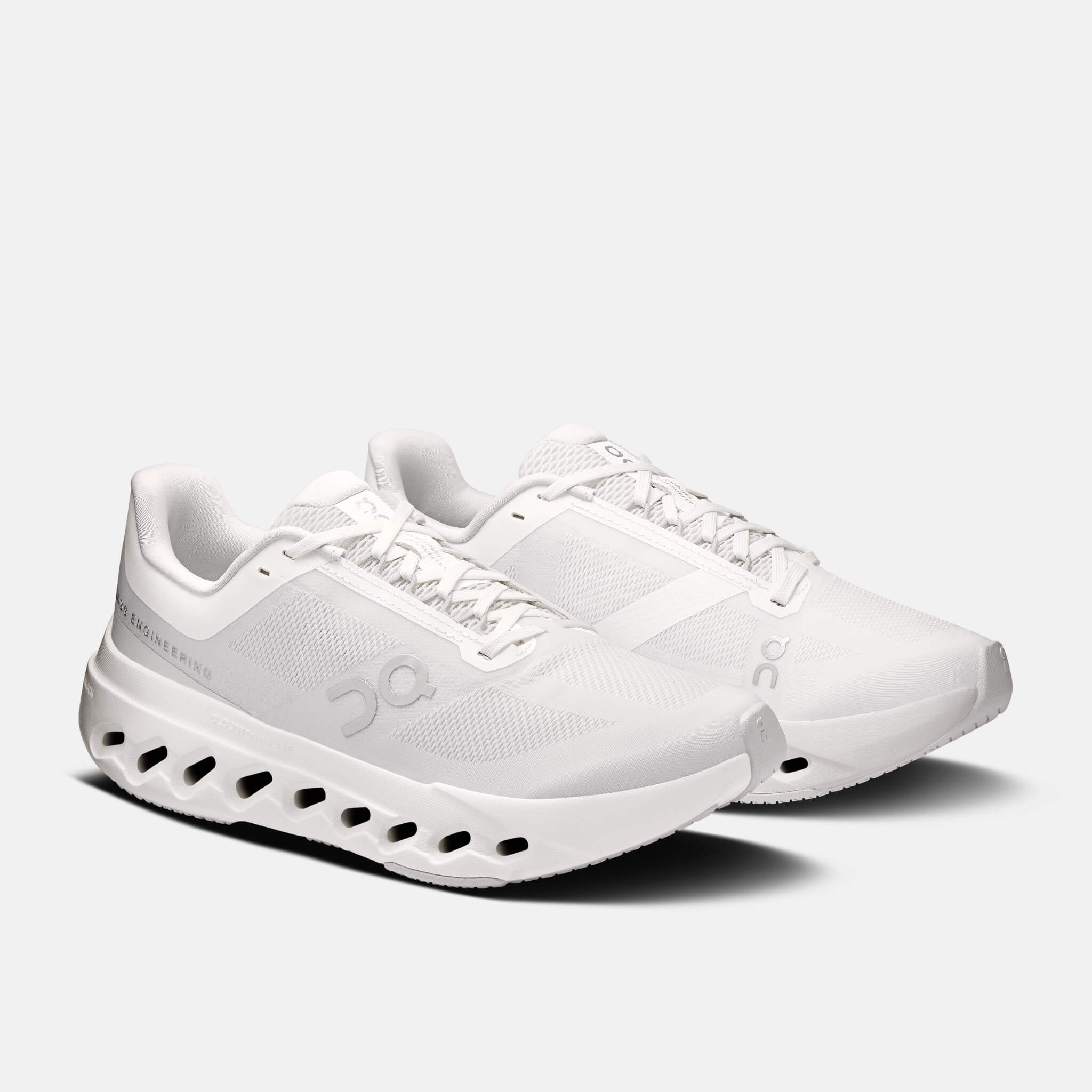 Pantofi de alergare albi On Cloudsurfer Next de damă