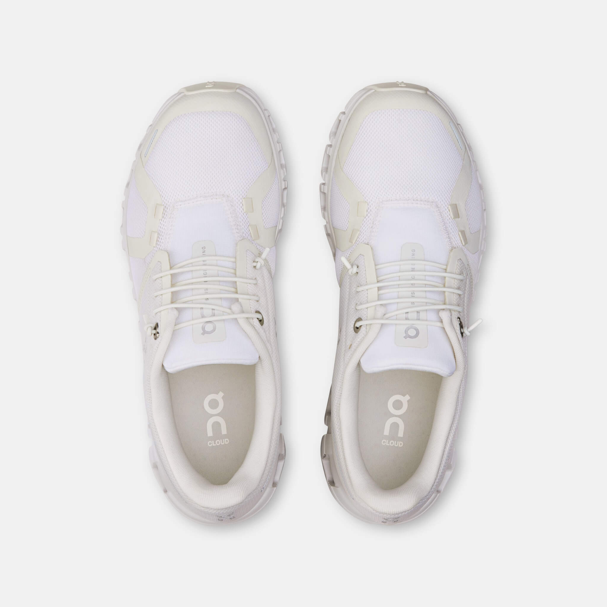 Pantofi sport casual albi On Cloud 6 de damă