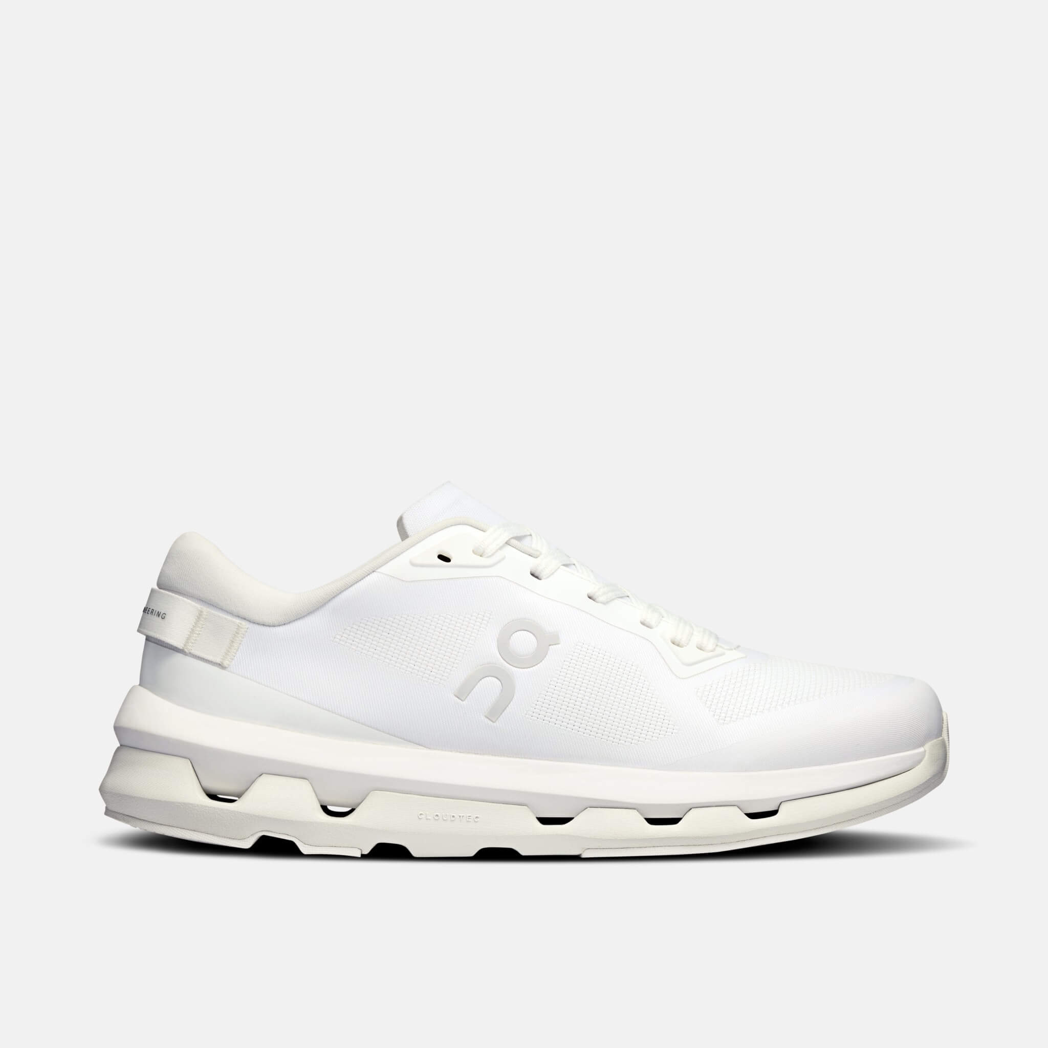 Pantofi sport casual albi On Cloudzone de damă