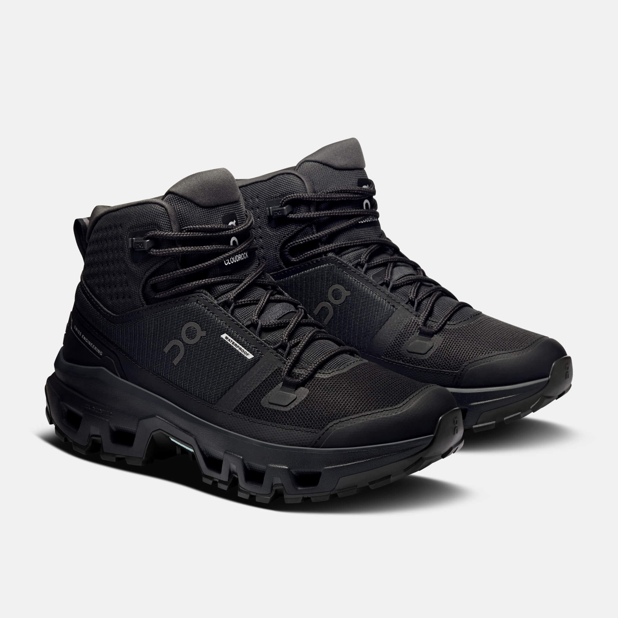 Pantofi sport outdoor negri On Cloudrock Mid WP de damă