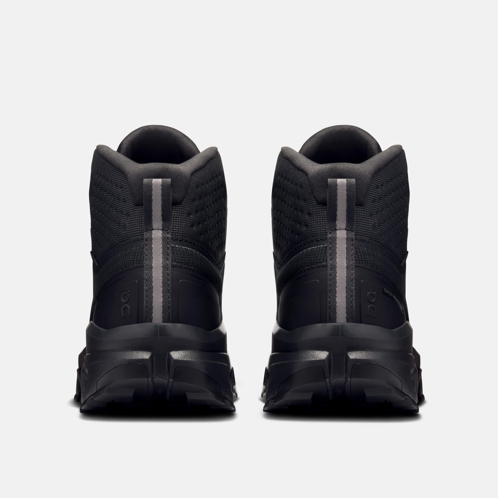 Pantofi sport outdoor negri On Cloudrock Mid WP de damă