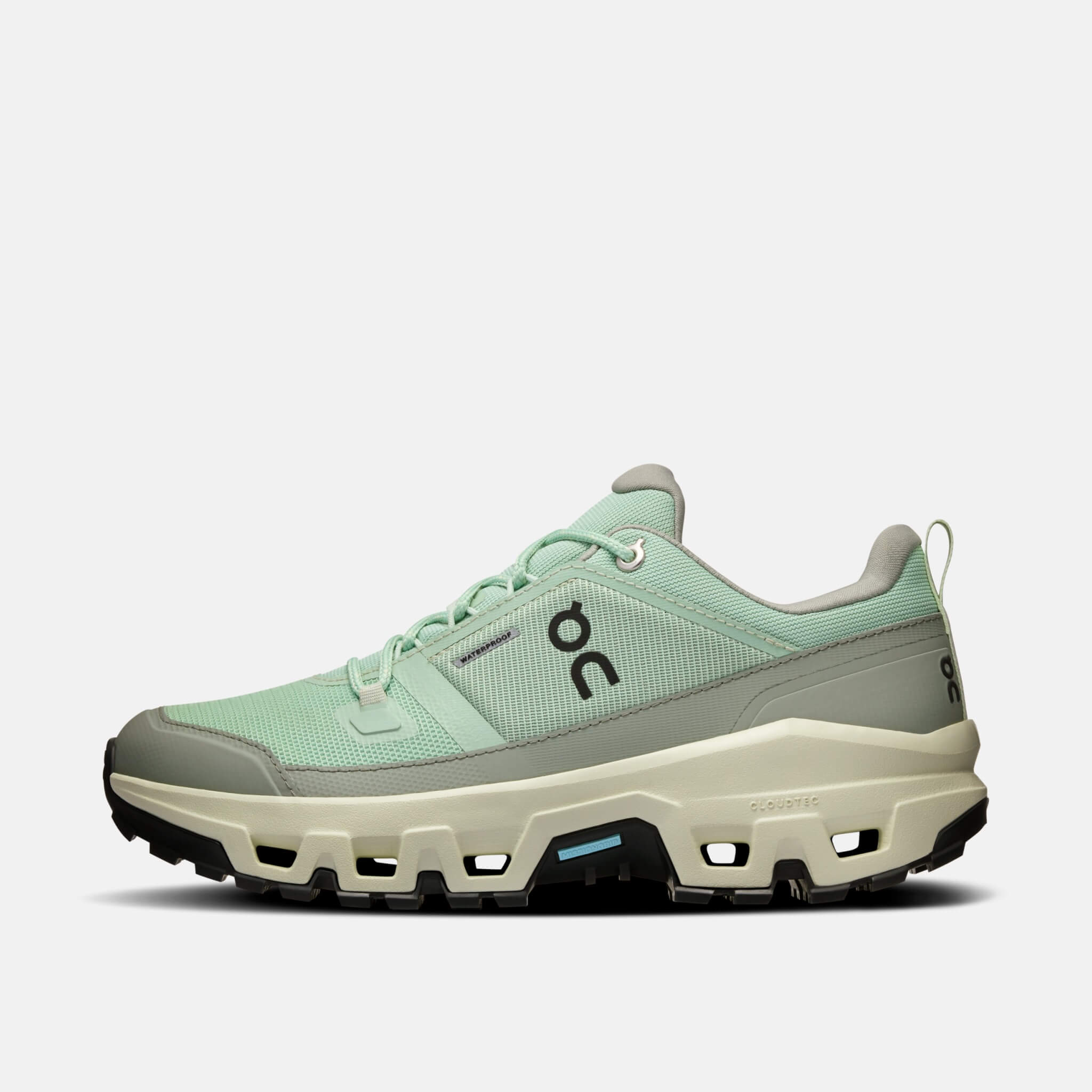 Pantofi outdoor verzi On Cloudrock Low WP de damă