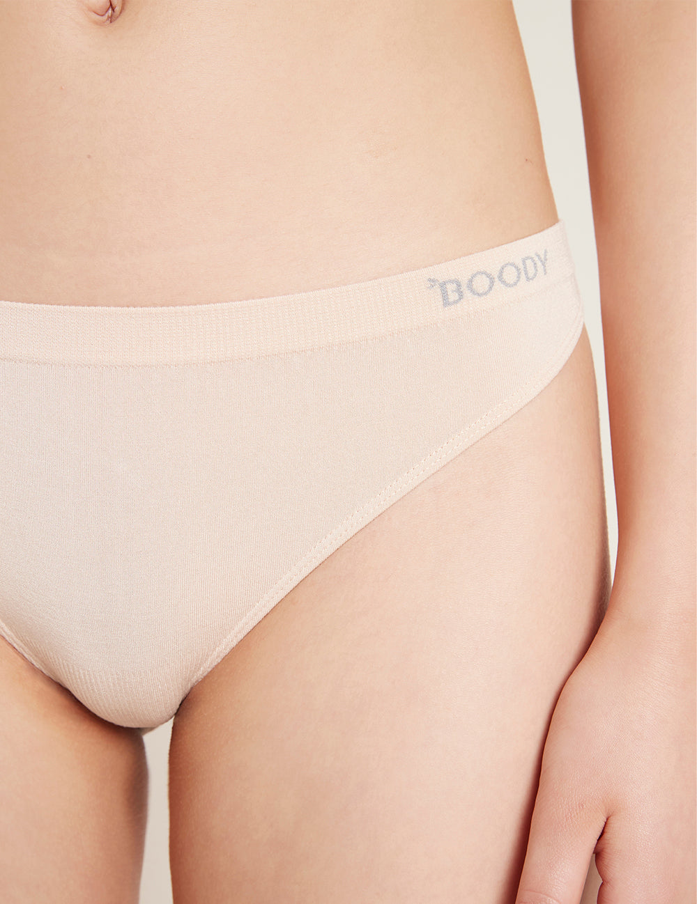 Chiloți de culoarea pielii Boody G-String